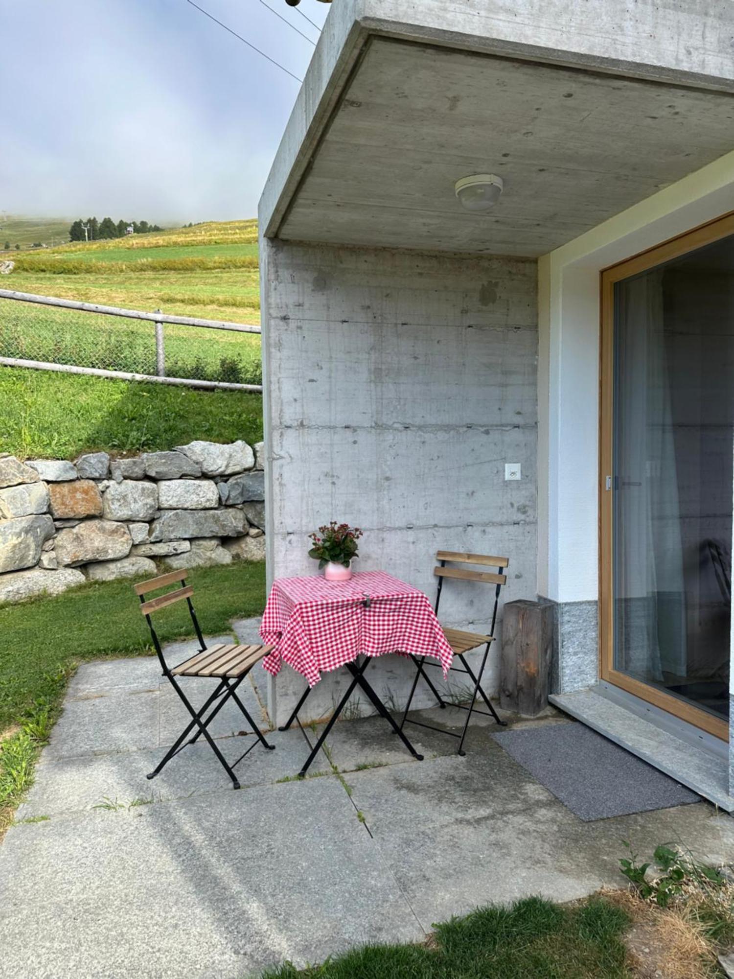 Kleines Aber Feines Studio Zuoz Bagian luar foto