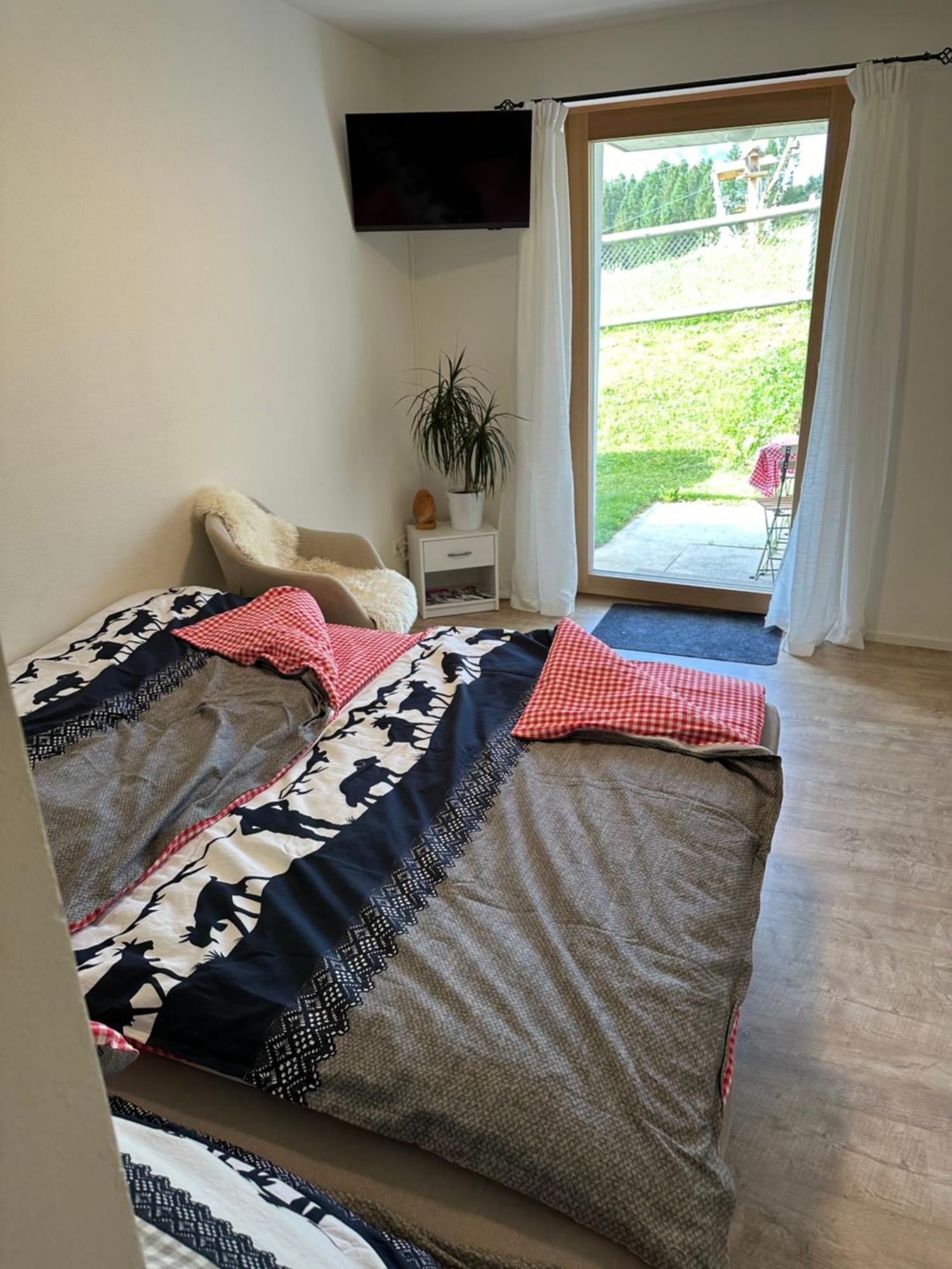 Kleines Aber Feines Studio Zuoz Bagian luar foto